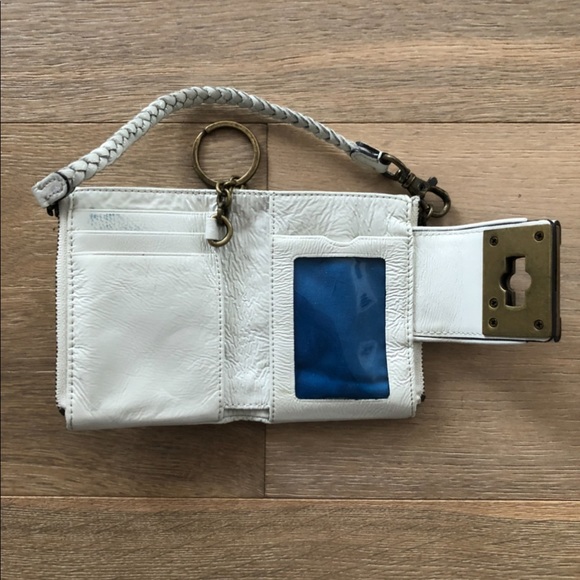 Juicy Couture Y2K white wallet - Picture 2 of 4